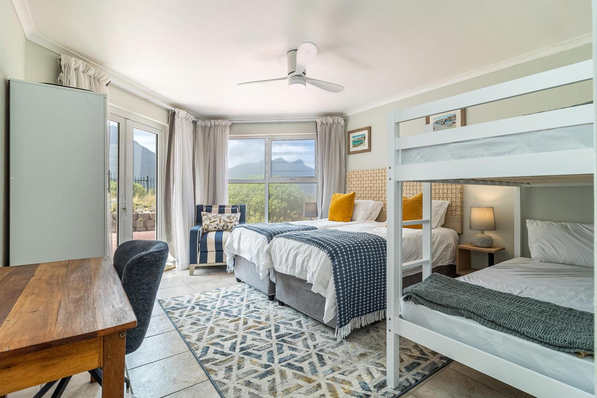 Beachfront Villa Sea Breeze Hout Bay Cape Town Exterior photo