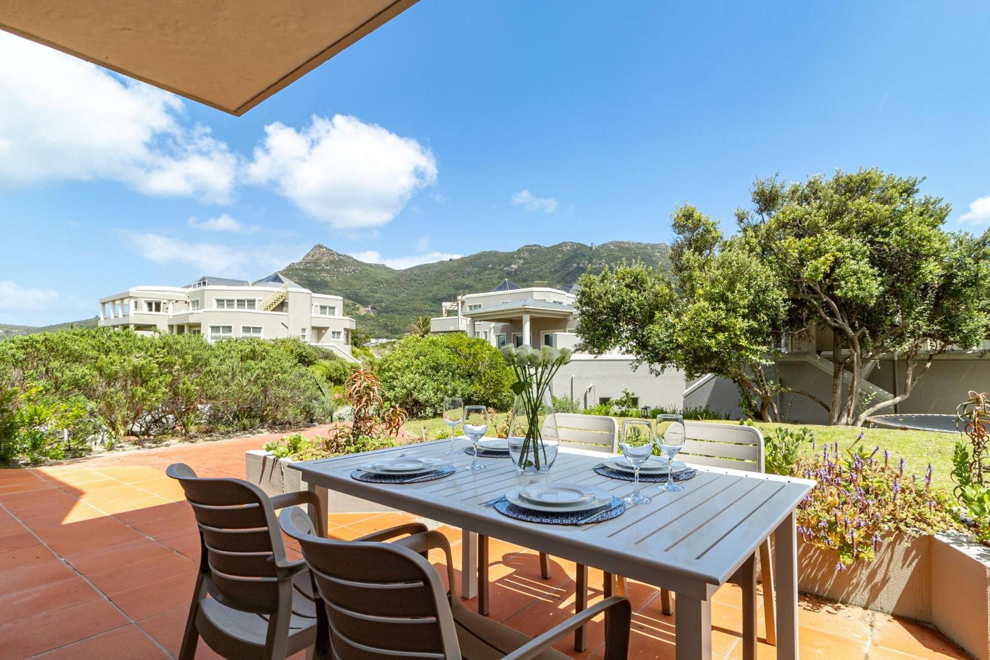 Beachfront Villa Sea Breeze Hout Bay Cape Town Exterior photo