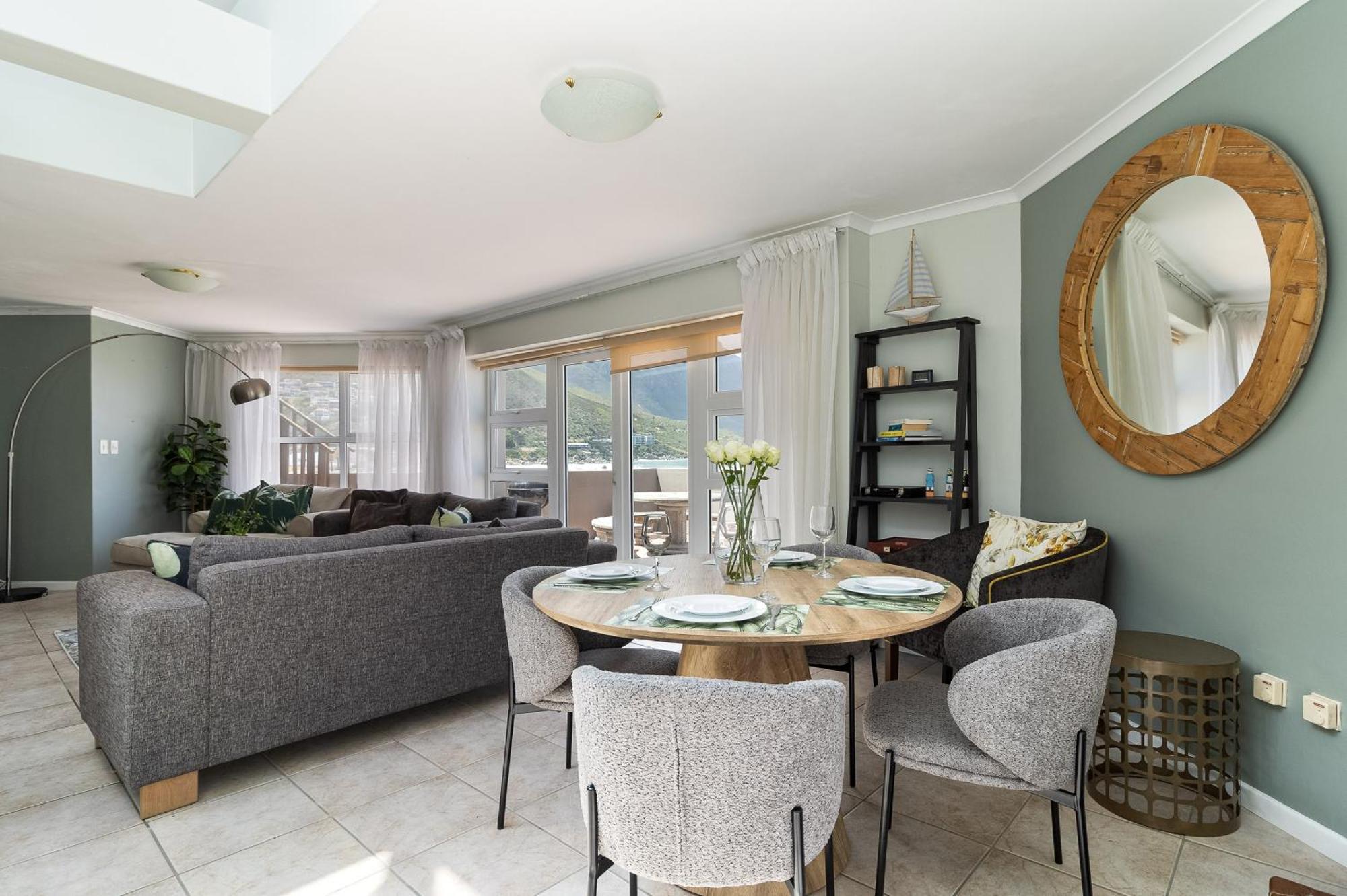 Beachfront Villa Sea Breeze Hout Bay Cape Town Exterior photo